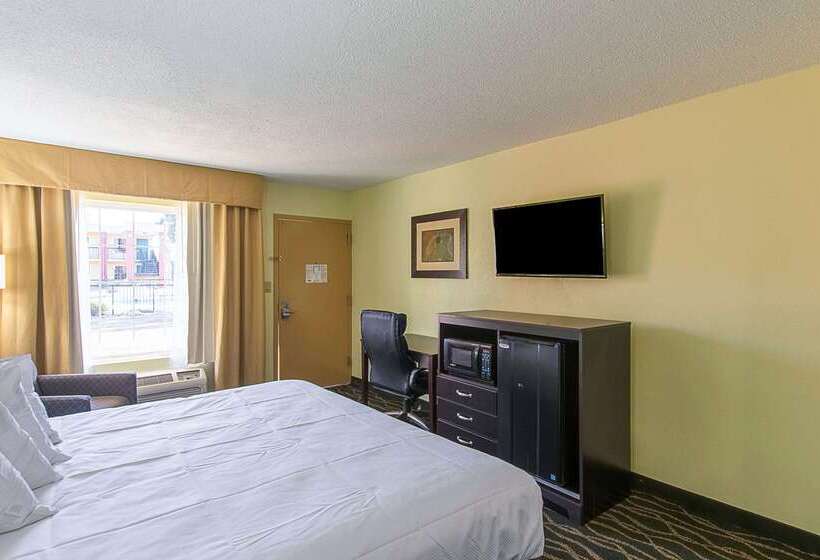 فندق Clarion Inn Columbia Airport