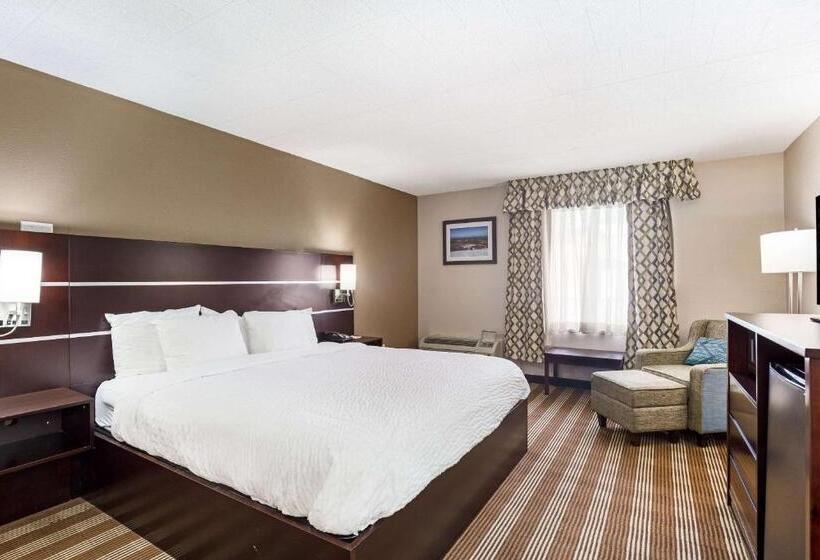 ホテル Pocono Inn & Banquet   Stroudsburg
