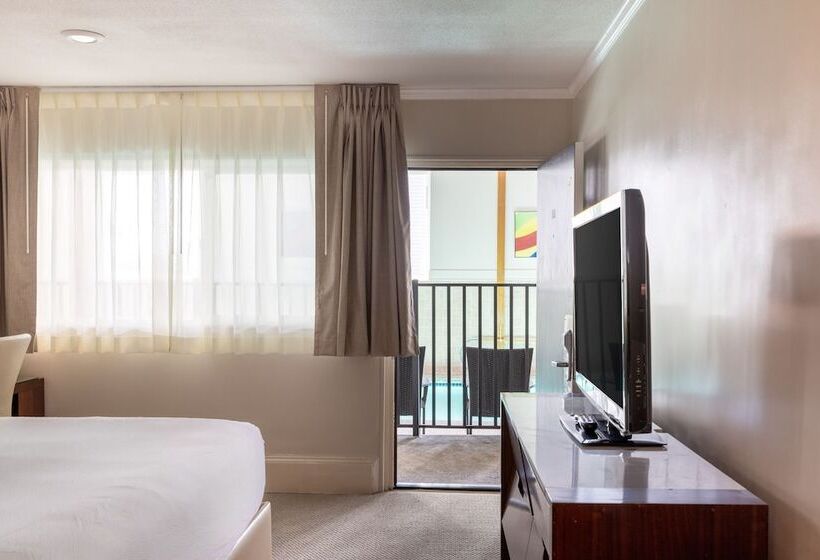 فندق Downtown Dover Inn
