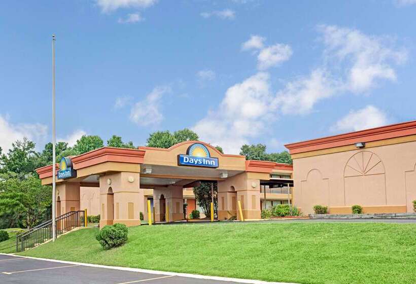 هتل Days Inn By Wyndham Durham/near Duke University