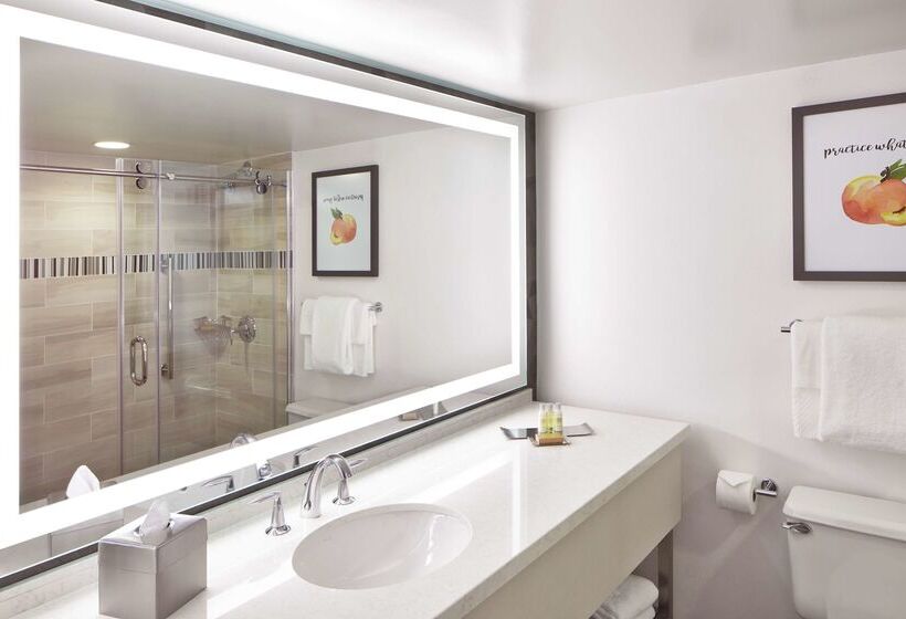 هتل Doubletree By Hilton Atlanta Perimeter Dunwoody