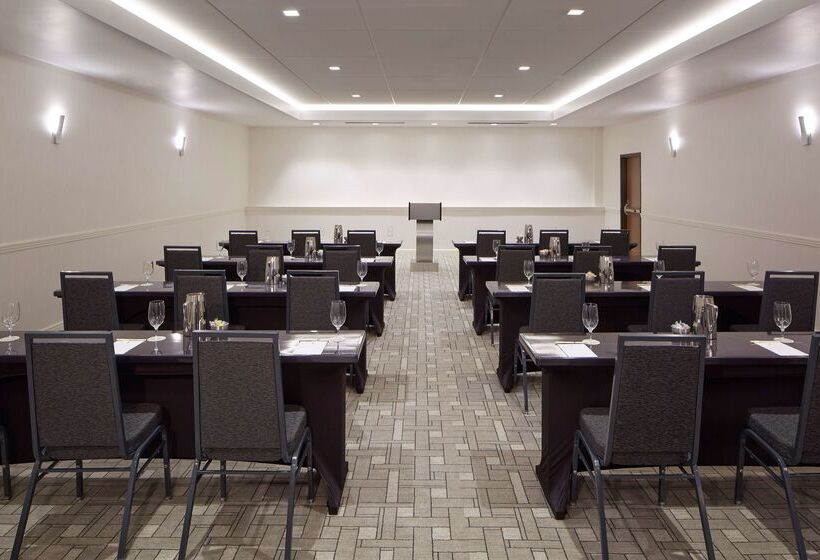 هتل Doubletree By Hilton Atlanta Perimeter Dunwoody