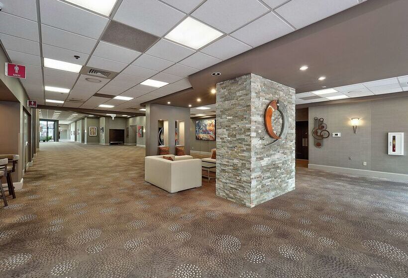 Doubletree By Hilton Hotel Bloomington