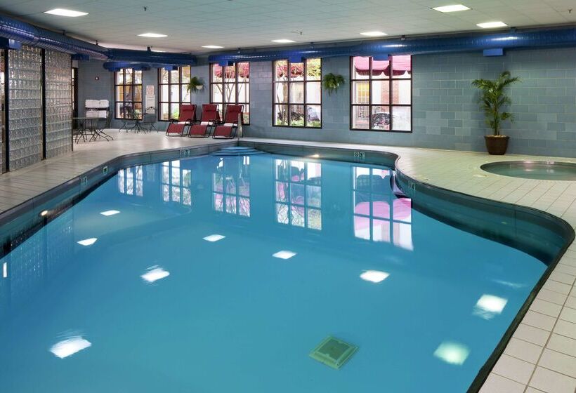 Doubletree By Hilton Hotel Bloomington