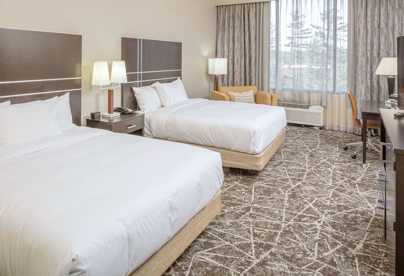 호텔 Doubletree By Hilton Boston Rockland