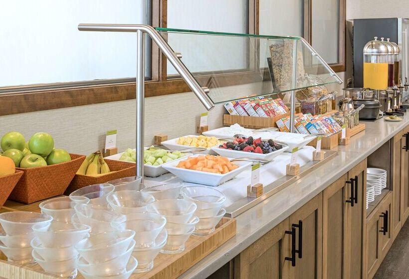 호텔 Doubletree By Hilton Boston Rockland