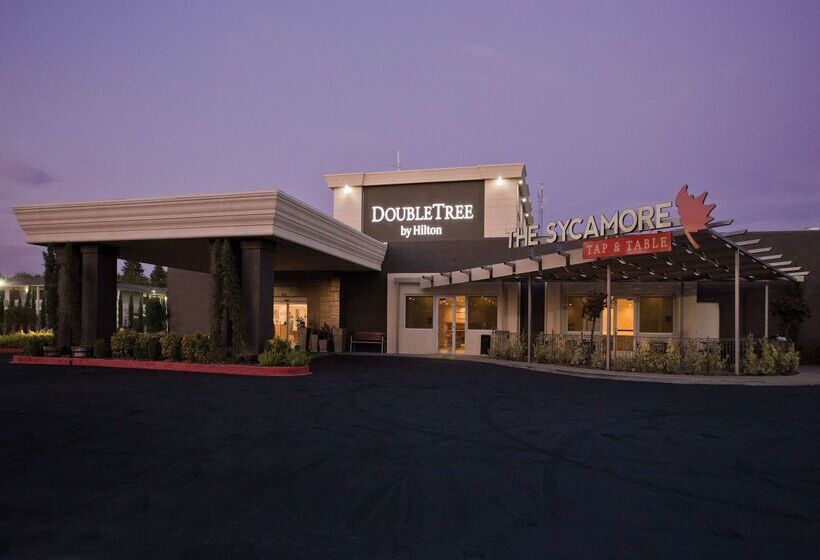 هتل Doubletree By Hilton Chico