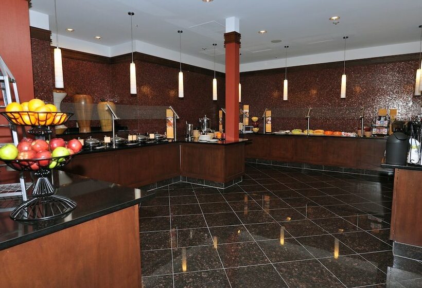 Отель Doubletree By Hilton Collinsville St. Louis