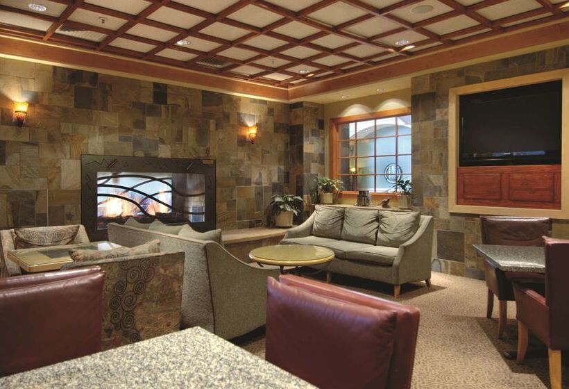בית מלון כפרי Doubletree By Hilton Denver Central Park
