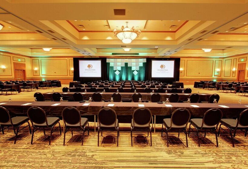 בית מלון כפרי Doubletree By Hilton Denver Central Park