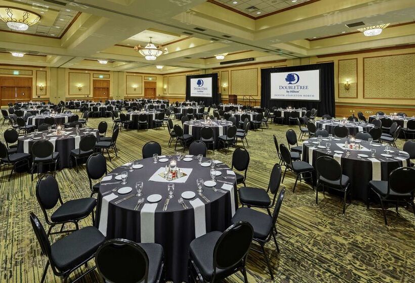 בית מלון כפרי Doubletree By Hilton Denver Central Park
