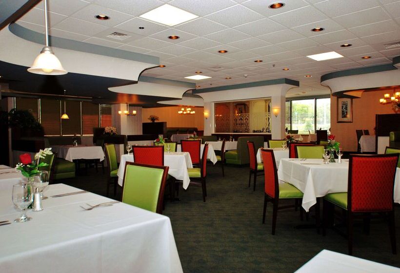 Doubletree By Hilton Hotel Fayetteville