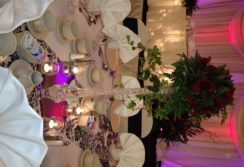 هتل Doubletree By Hilton Rochester