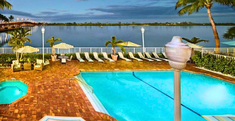 فندق Fairfield Inn And Suites By Marriott Palm Beach