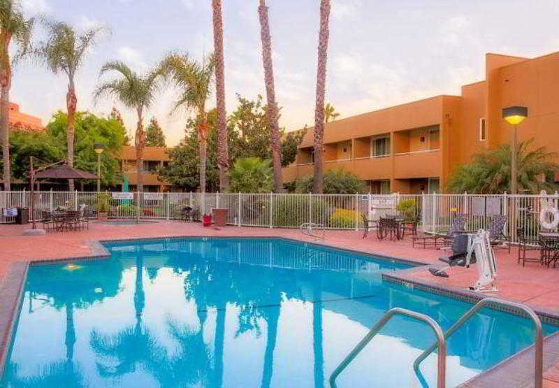 בית מלון כפרי Fairfield Inn And Suites By Marriott San Jose Airport