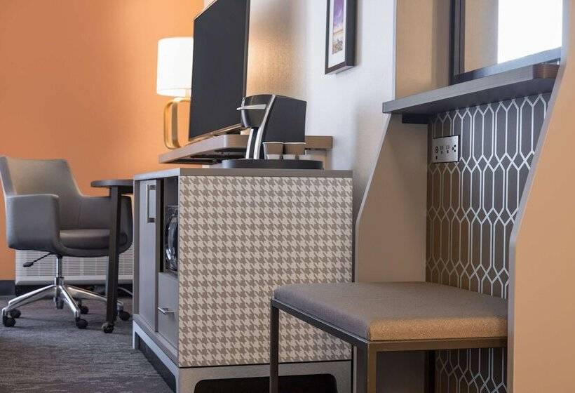 هتل Doubletree By Hilton Fort Worth South