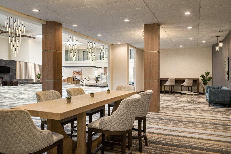 هتل Doubletree By Hilton Fort Worth South