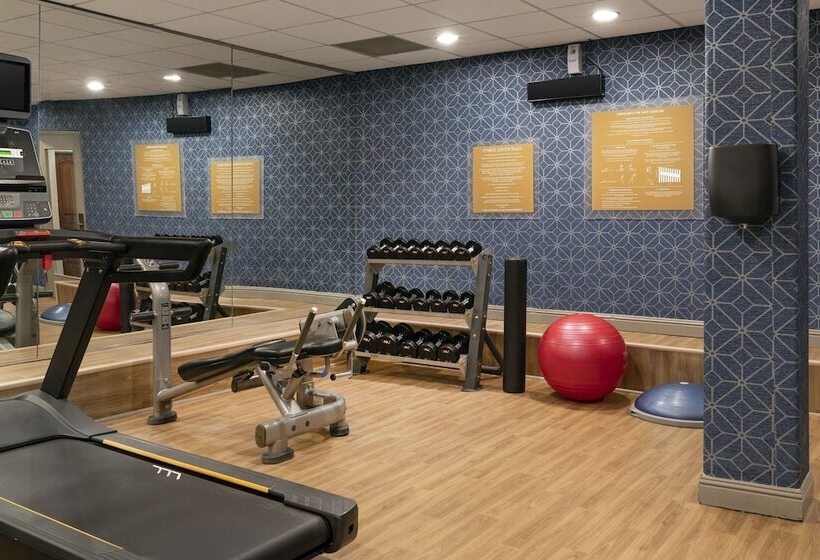 ホテル Four Points By Sheraton Tucson Airport