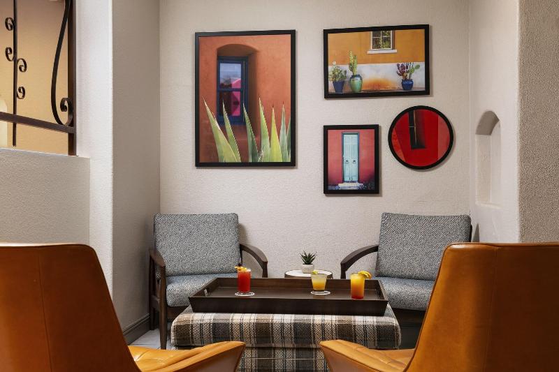 ホテル Four Points By Sheraton Tucson Airport