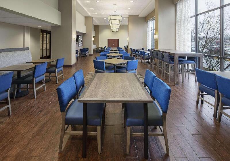 هتل Hampton Inn & Suites Alexandria Old Town Area South
