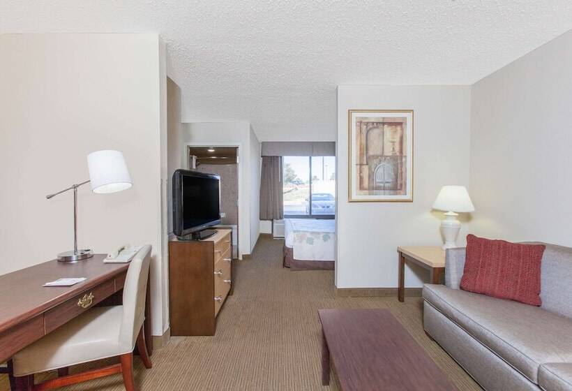 ホテル Hawthorn Suites Midwest City