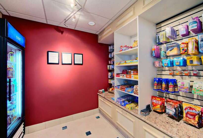 هتل Hilton Garden Inn Springfield, Il