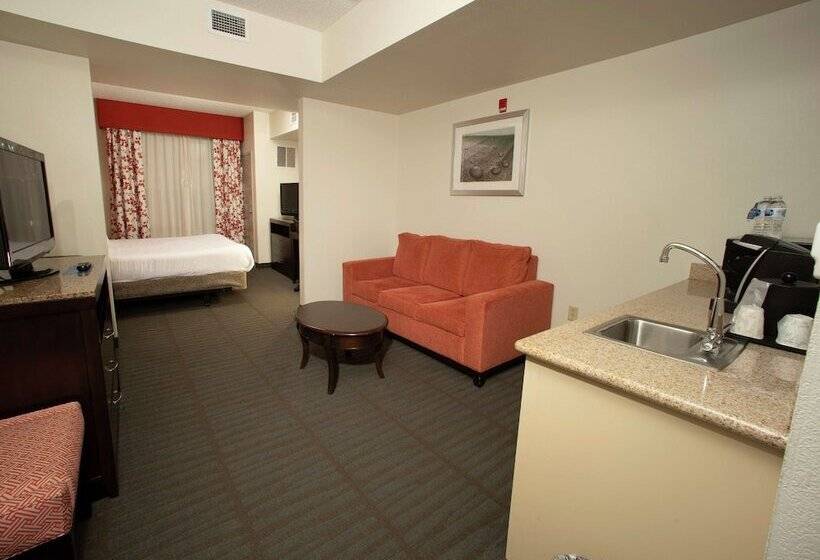هتل Hilton Garden Inn Springfield, Il