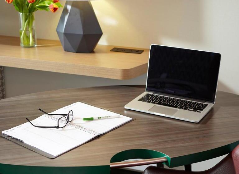 هتل Holiday Inn Corpus Christi Arpt & Conf Ctr, An Ihg