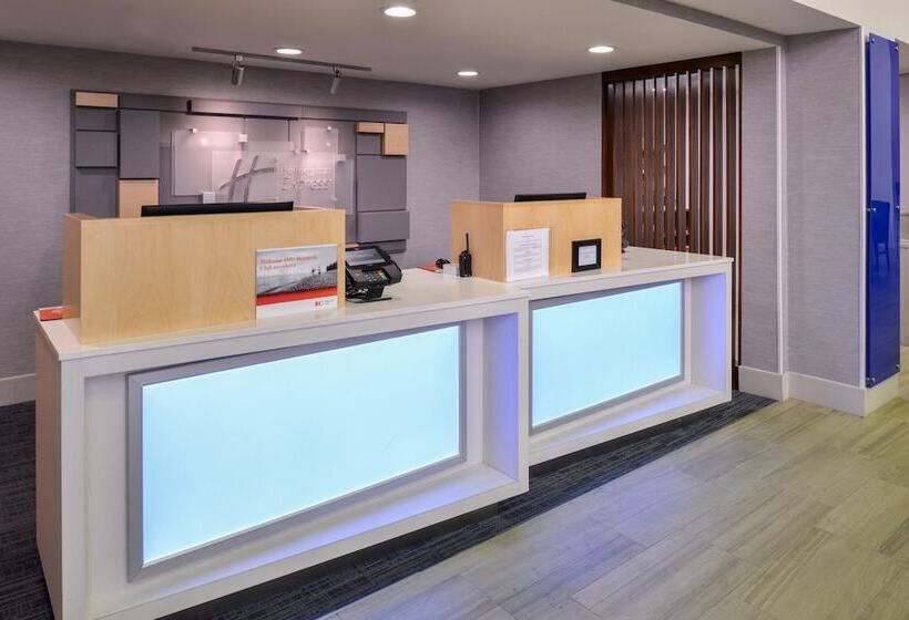 בית מלון כפרי Holiday Inn Express Palm Desert, An Ihg