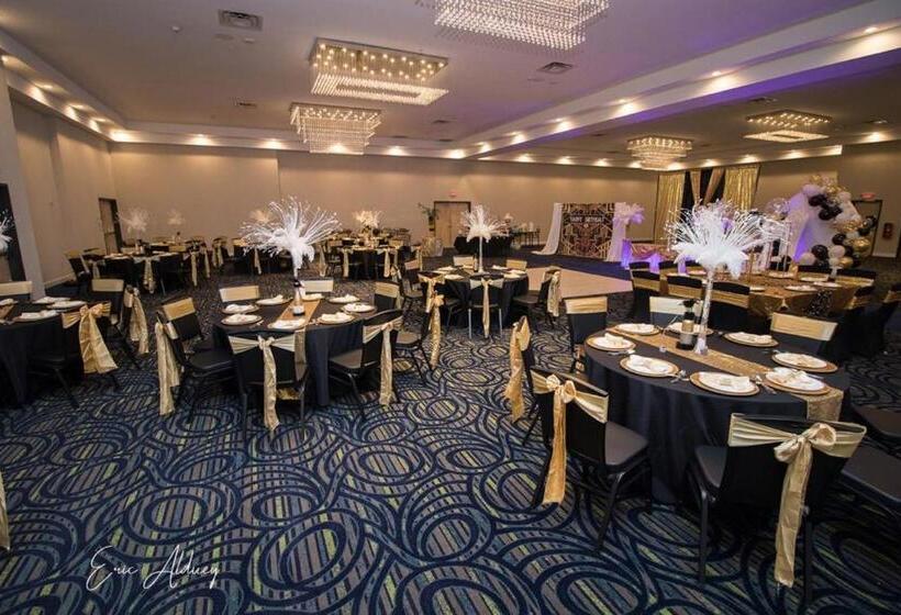 ホテル Holiday Inn Scranton East   Dunmore, An Ihg