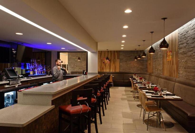 בית מלון כפרי Holiday Inn West Covina, An Ihg