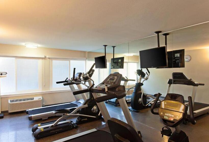 בית מלון כפרי Holiday Inn West Covina, An Ihg