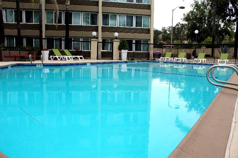בית מלון כפרי Holiday Inn West Covina, An Ihg