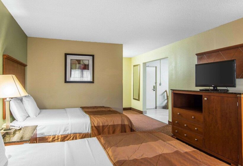 هتل Mainstay Suites Williamsburg Historic Area