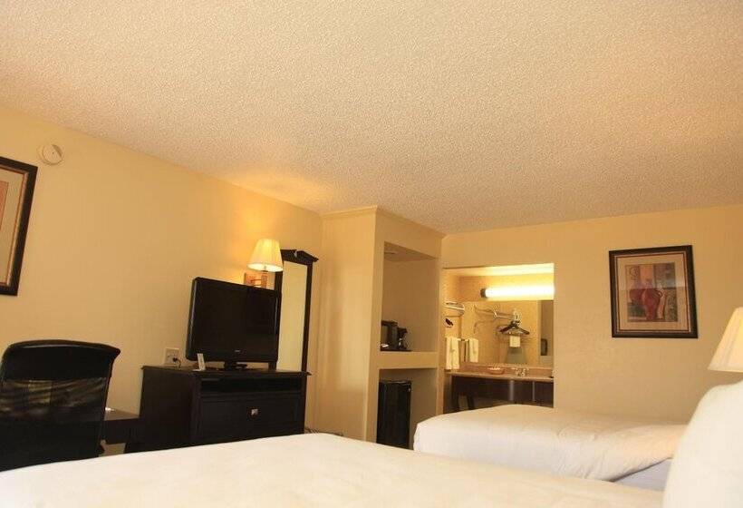 هتل Plaza Inn Midland