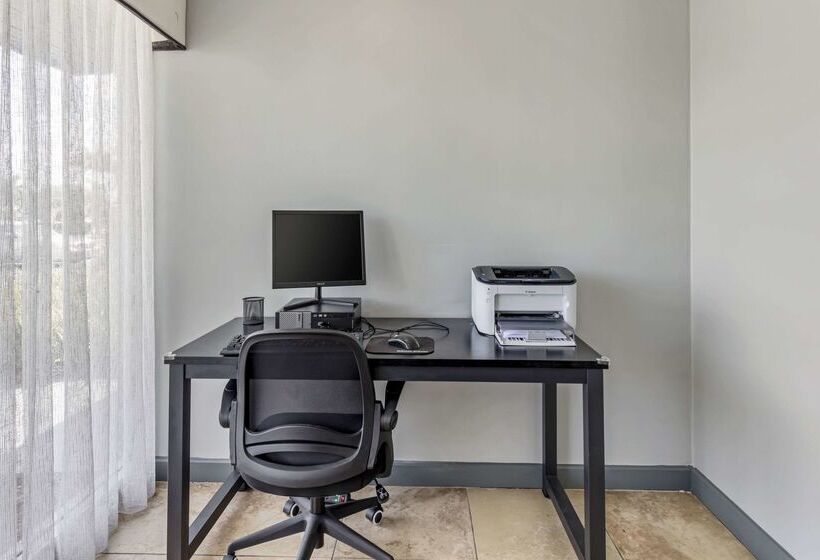 فندق Quality Inn Downtown Stuart