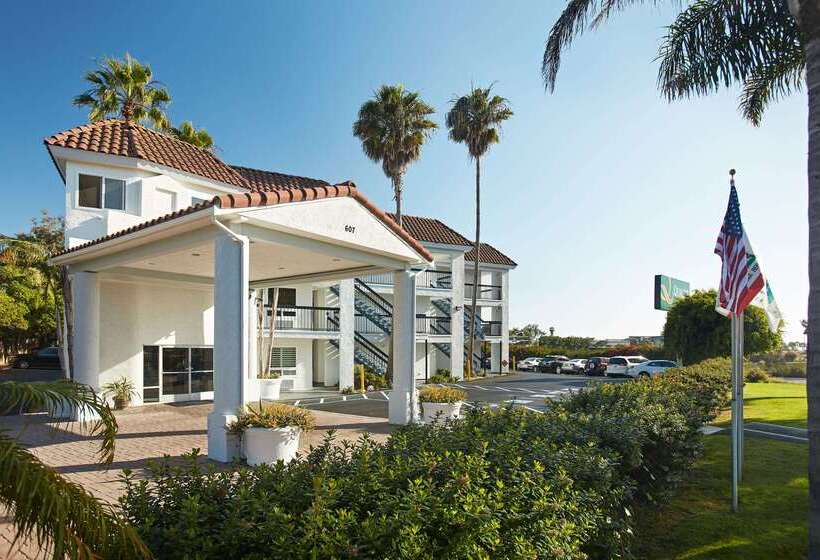 هتل Comfort Inn Encinitas Near Legoland