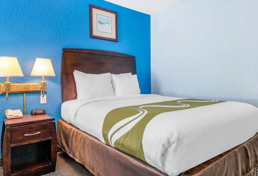 בית מלון כפרי Quality Inn Sarasota North Near Lido Key Beach