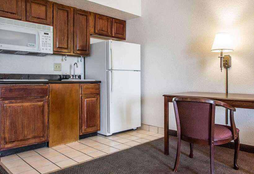 호텔 Quality Inn & Suites Middletown   Franklin
