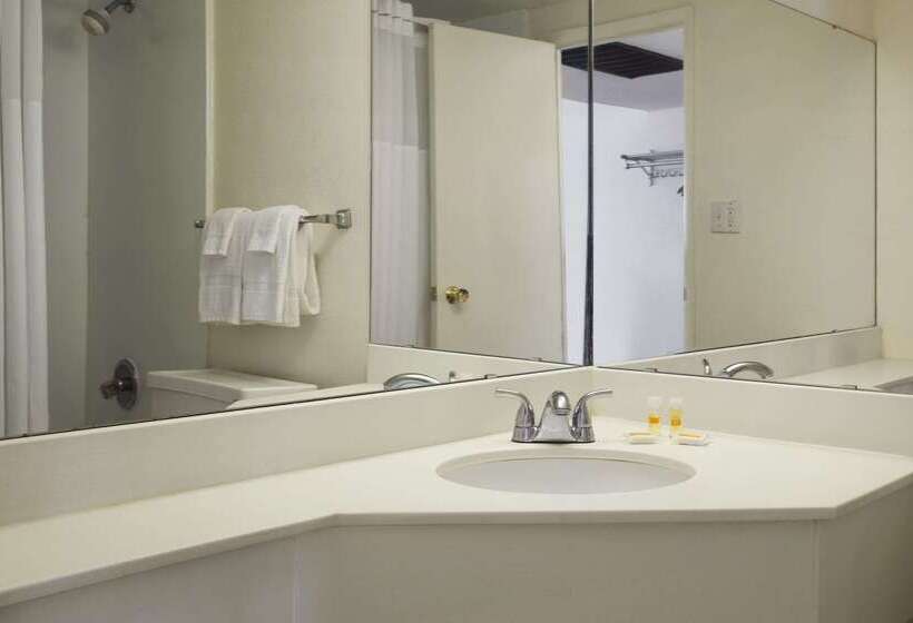 ホテル Ramada By Wyndham Pittsburgh/new Stanton