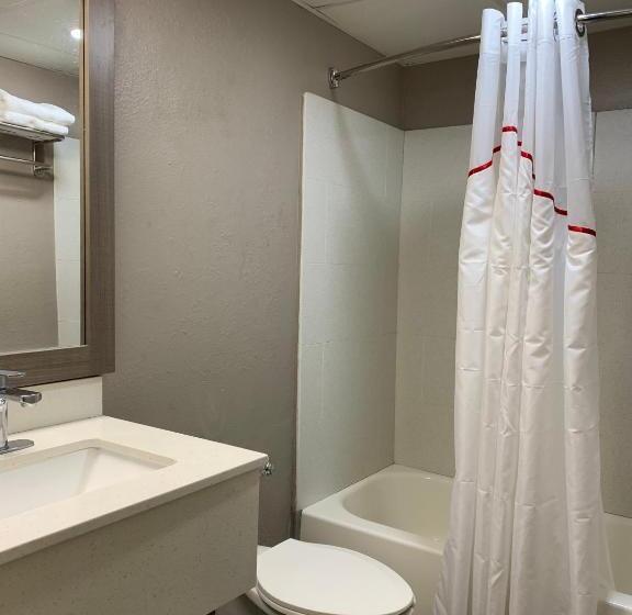 هتل Red Roof Inn Niagara Falls