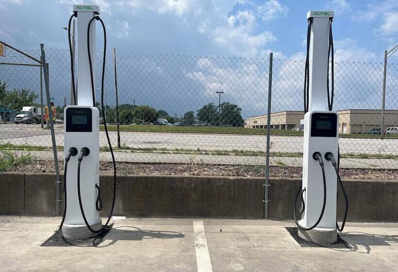 فندق Red Roof Inn Plus & Suites Erie