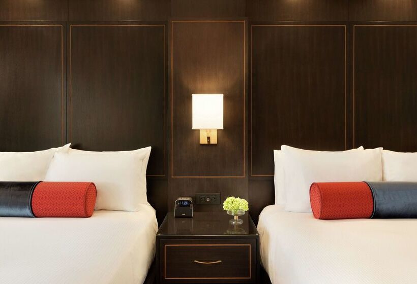فندق Saranac Curio Collection By Hilton
