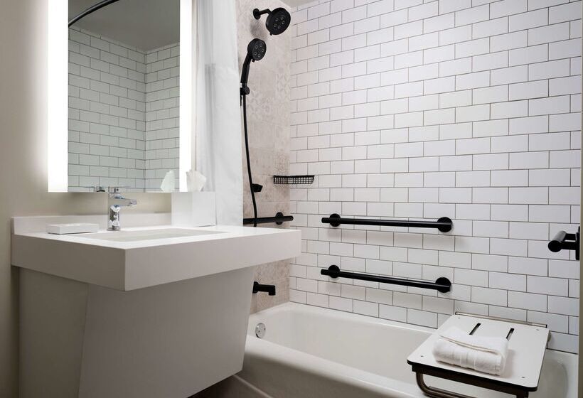 فندق Sonesta Irvine John Wayne Airport