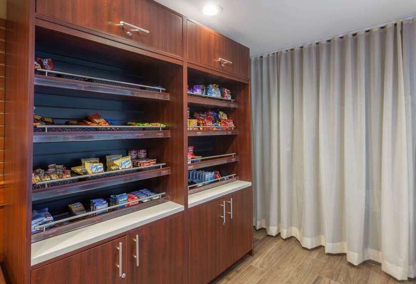 فندق Wyndham Visalia