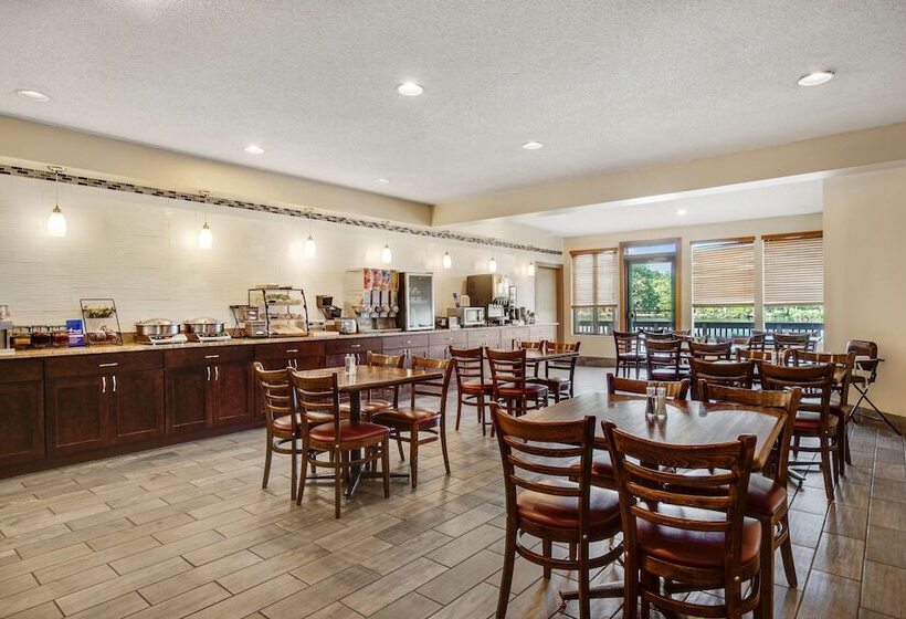אתר נופש Best Western Indian Oak