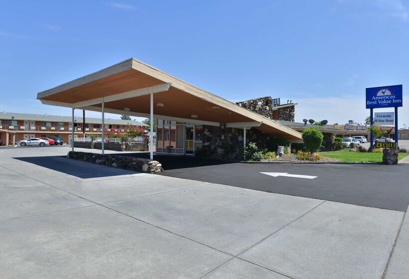 בית מלון כפרי Americas Best Value Inn Red Bluff