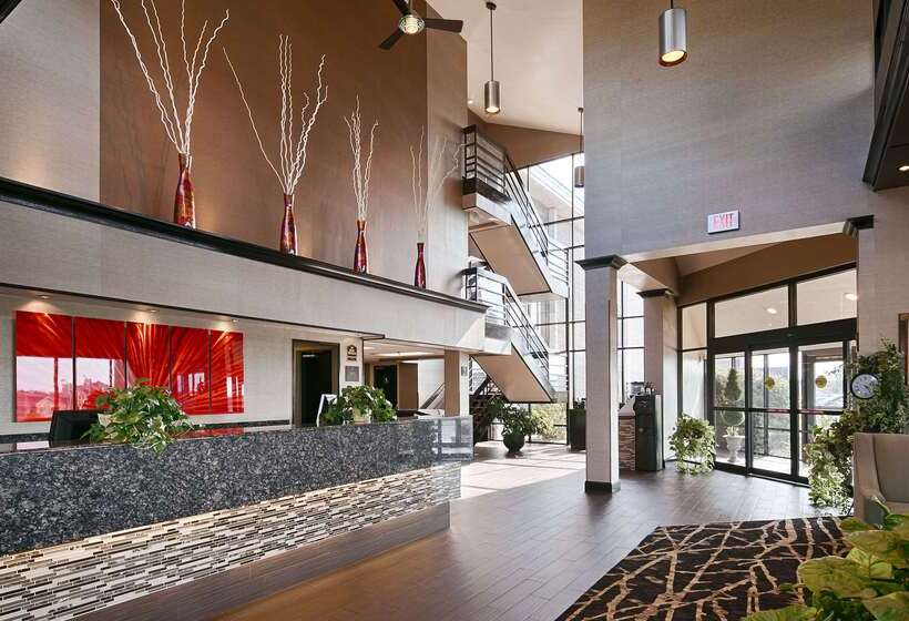 בית מלון כפרי Best Western Ashbury Inn