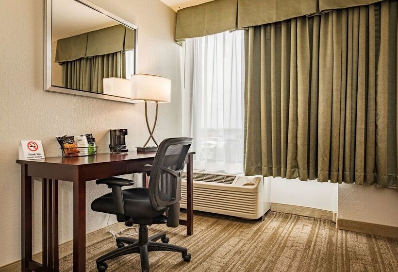 בית מלון כפרי Best Western Ashbury Inn