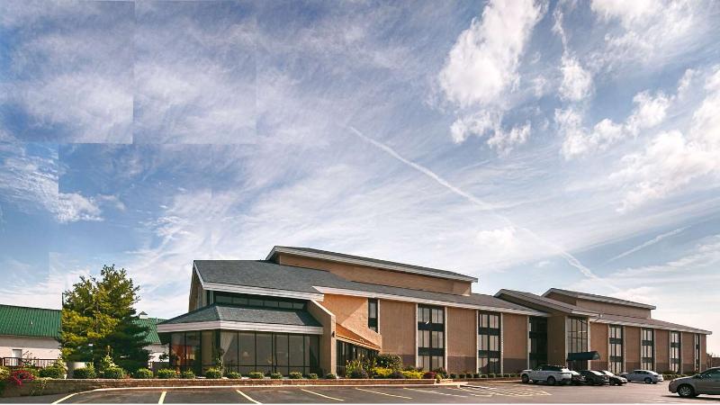 בית מלון כפרי Best Western Ashbury Inn